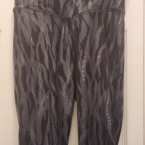 Athletic Works Stylish Black and Gray Women's Athletic Leggings